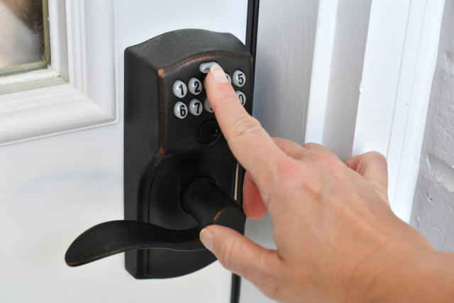 Residential-Keypad-Locks--in-Seffner-Florida-Residential-Keypad-Locks-64030-image
